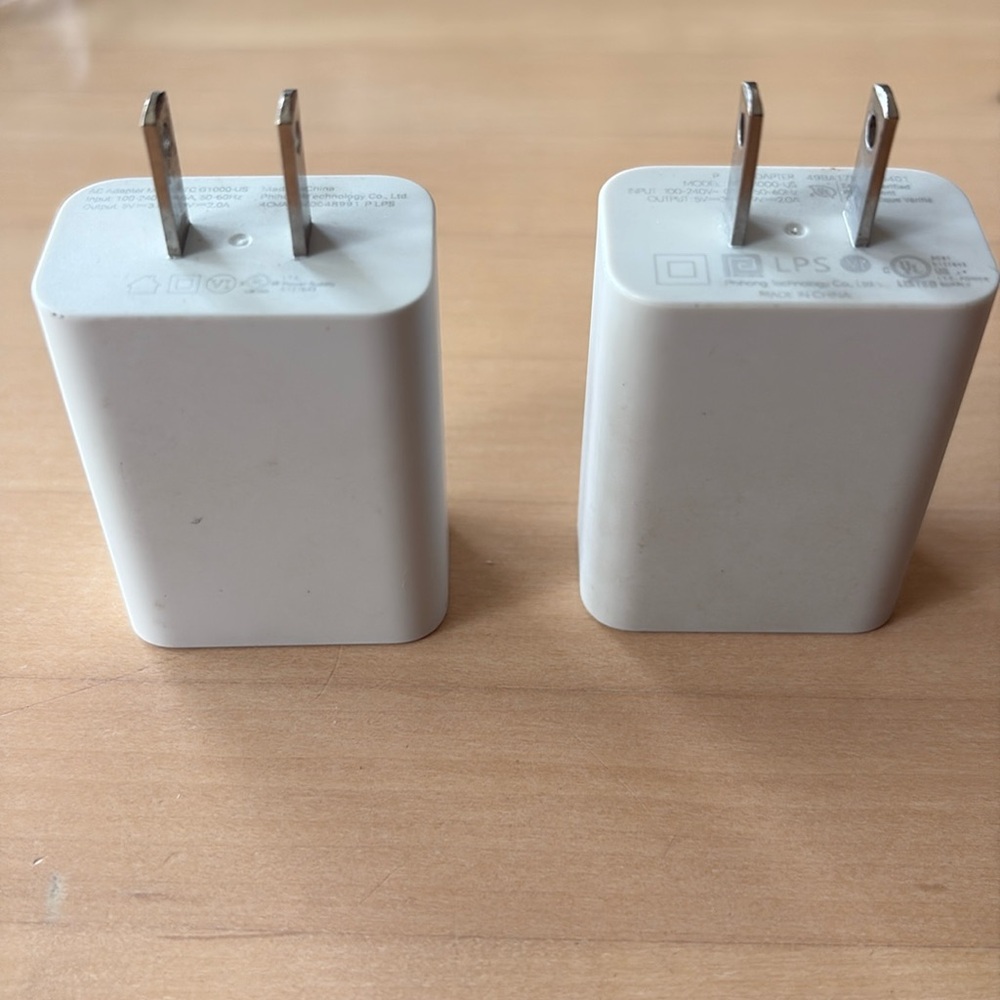 White USB -C (1/18)- (1/5) Watt Power Adapters